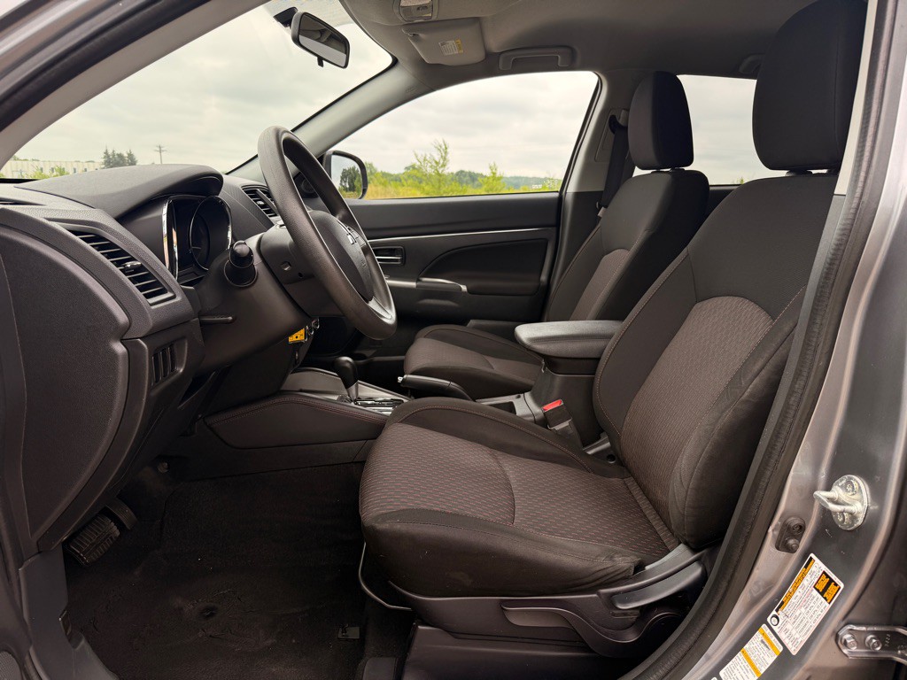 2019 Mitsubishi Outlander Image 10