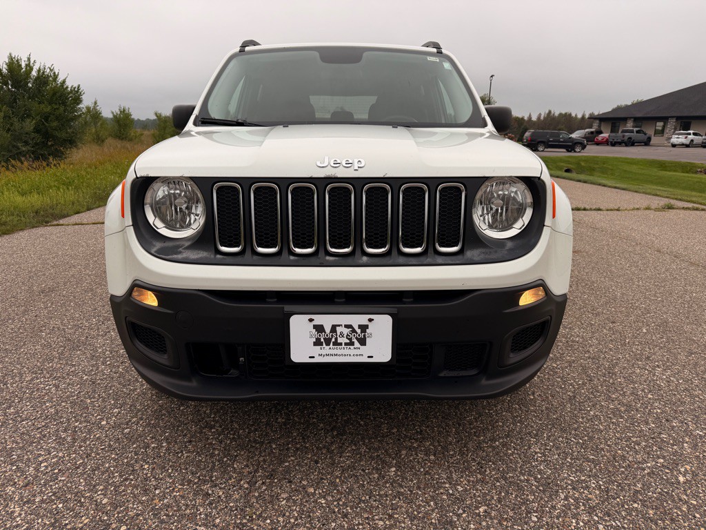2017 Jeep Renegade Image 2
