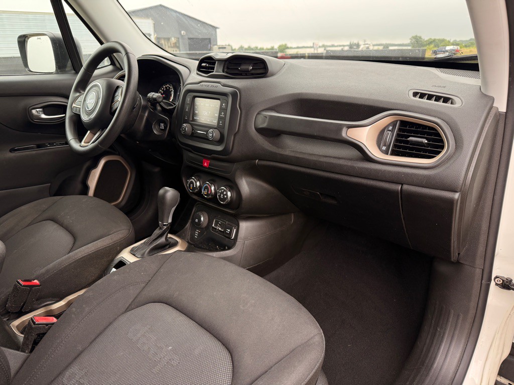 2017 Jeep Renegade Image 16