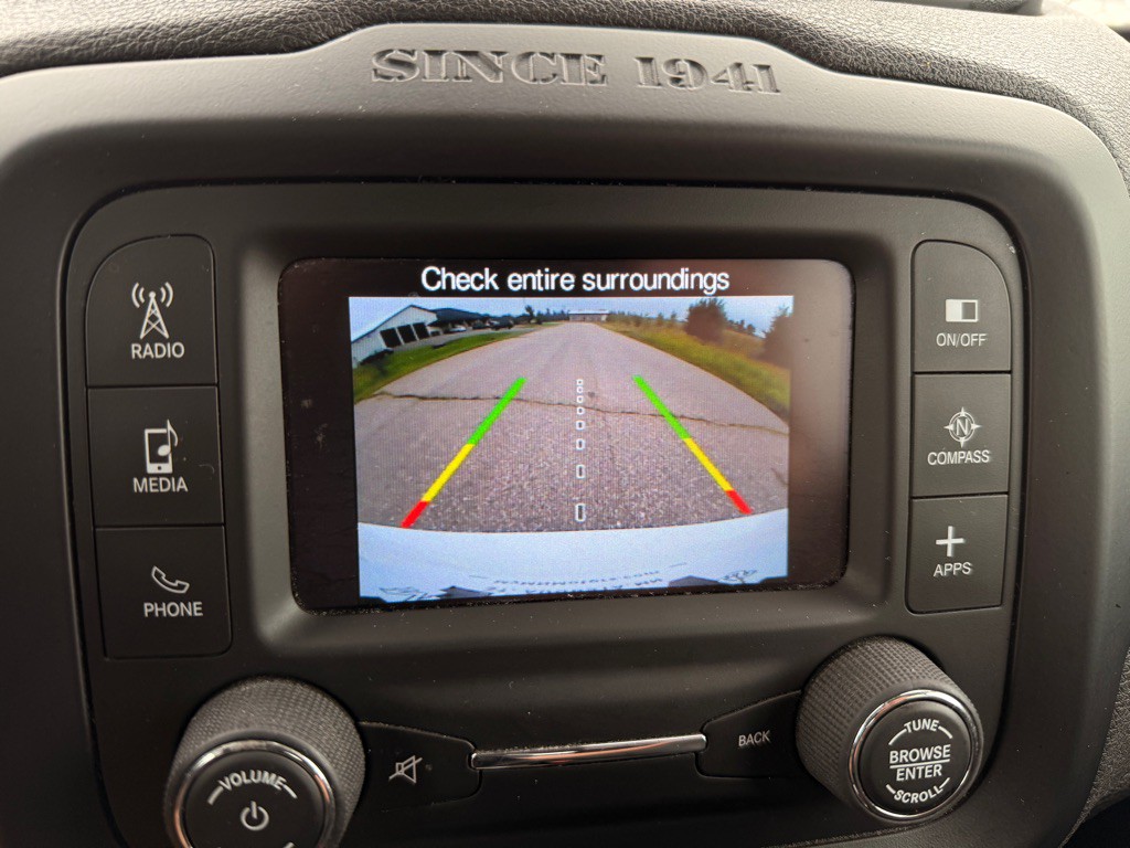 2017 Jeep Renegade Image 22