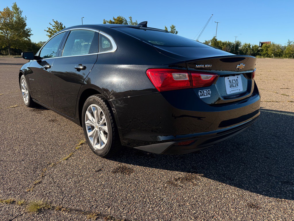2023 Chevrolet Malibu Image 7
