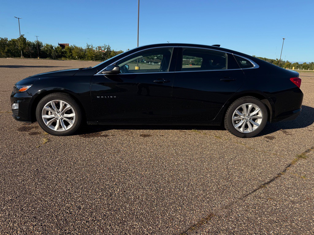 2023 Chevrolet Malibu Image 8