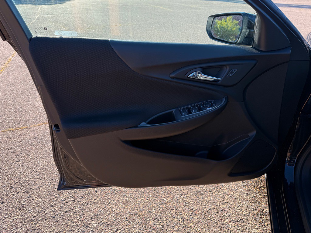 2023 Chevrolet Malibu Image 11