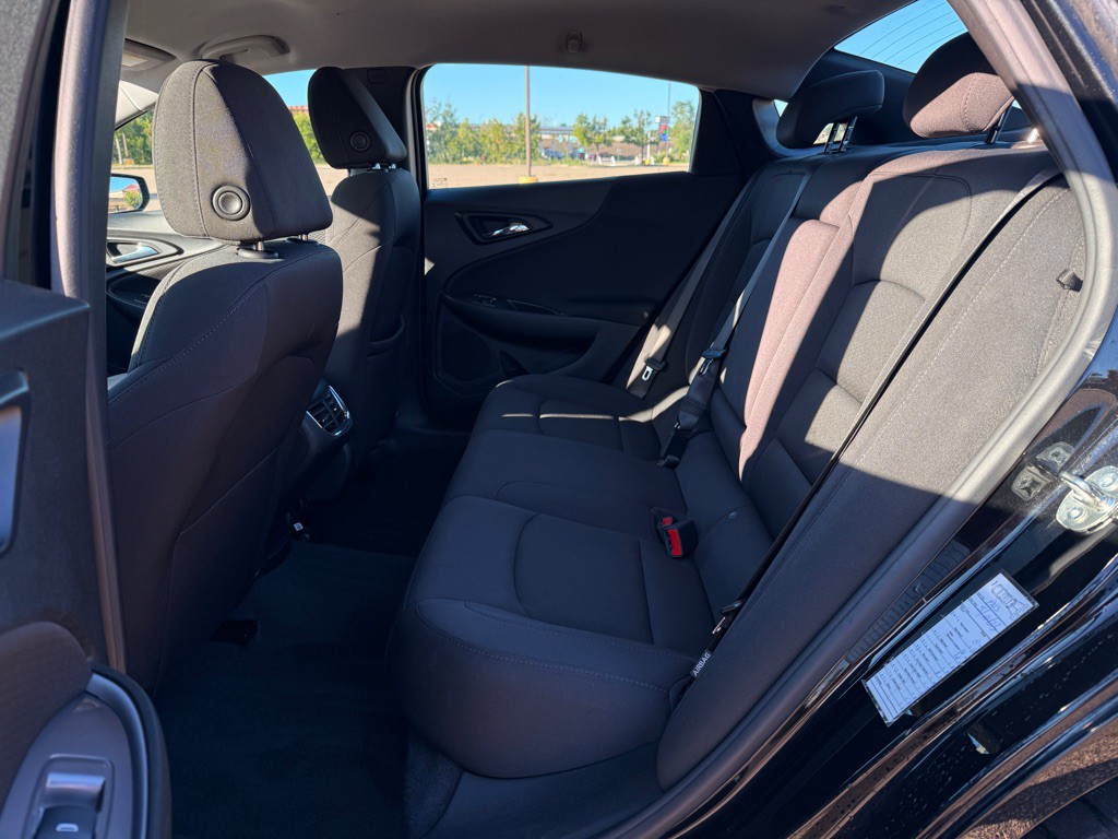 2023 Chevrolet Malibu Image 12