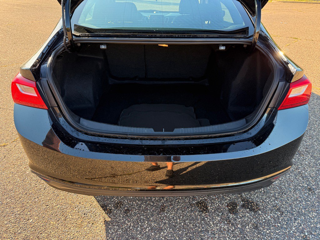 2023 Chevrolet Malibu Image 13