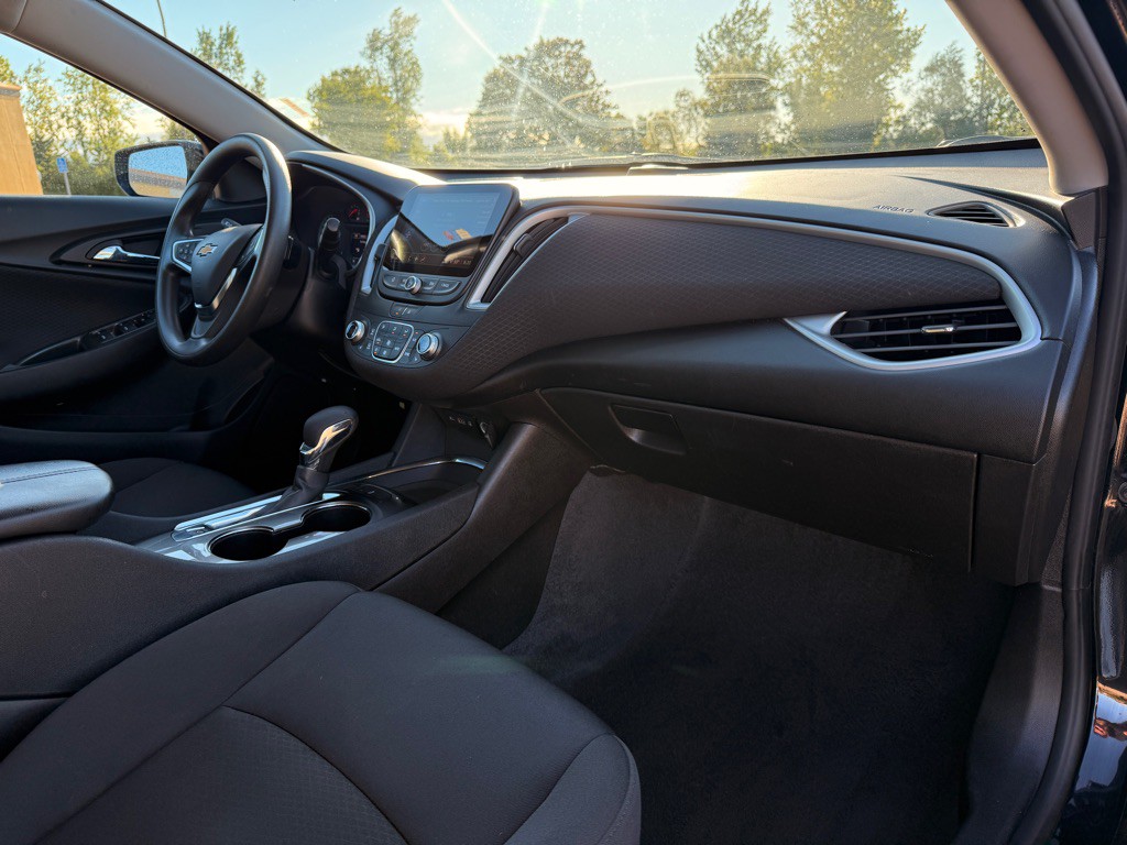 2023 Chevrolet Malibu Image 16