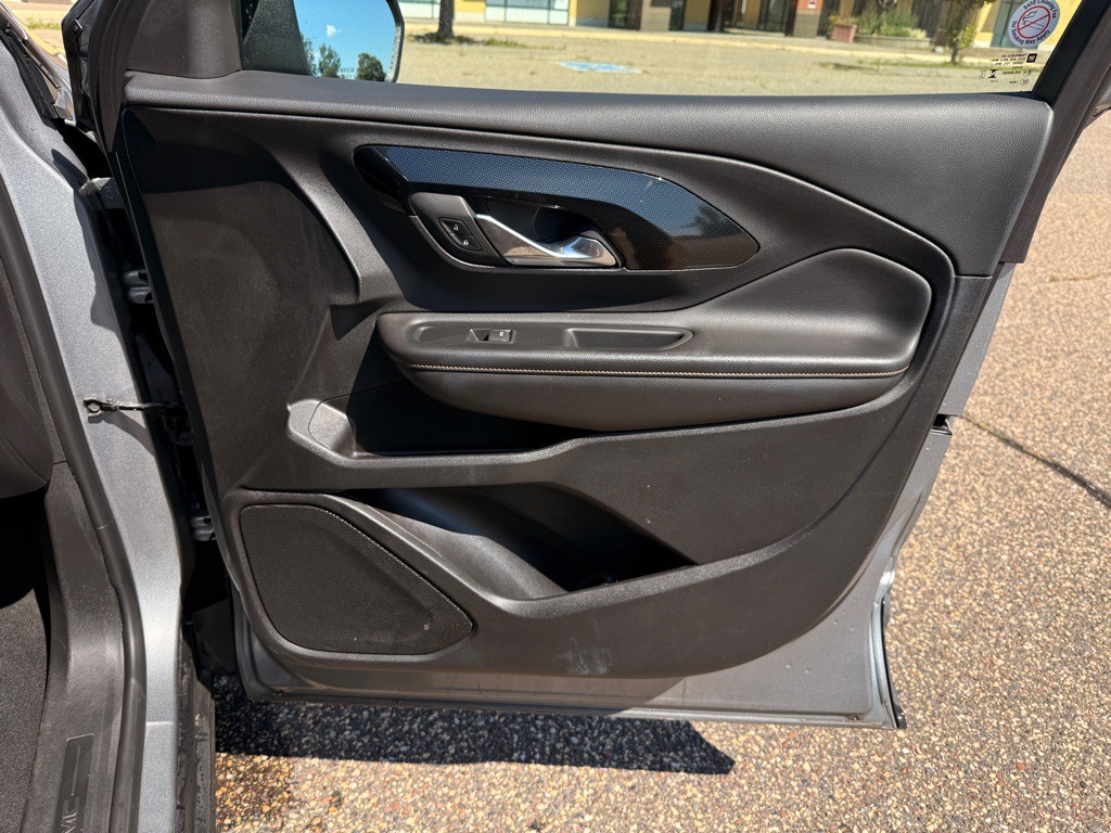 2023 GMC Terrain Image 19