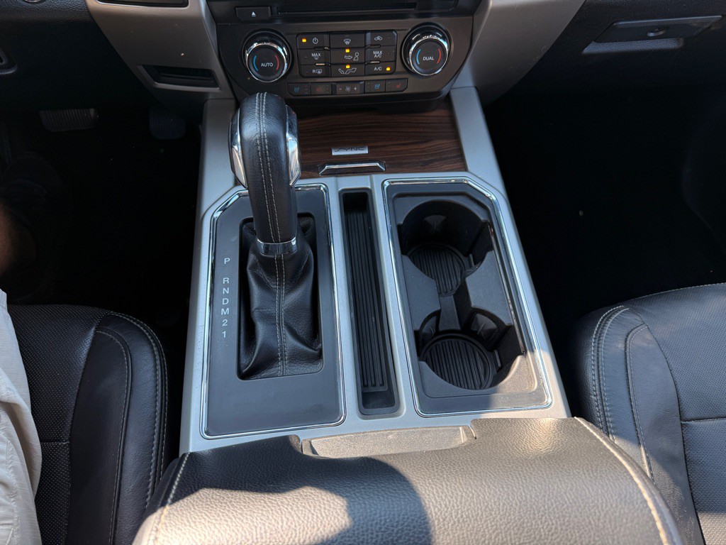 2015 Ford F-150 Image 22