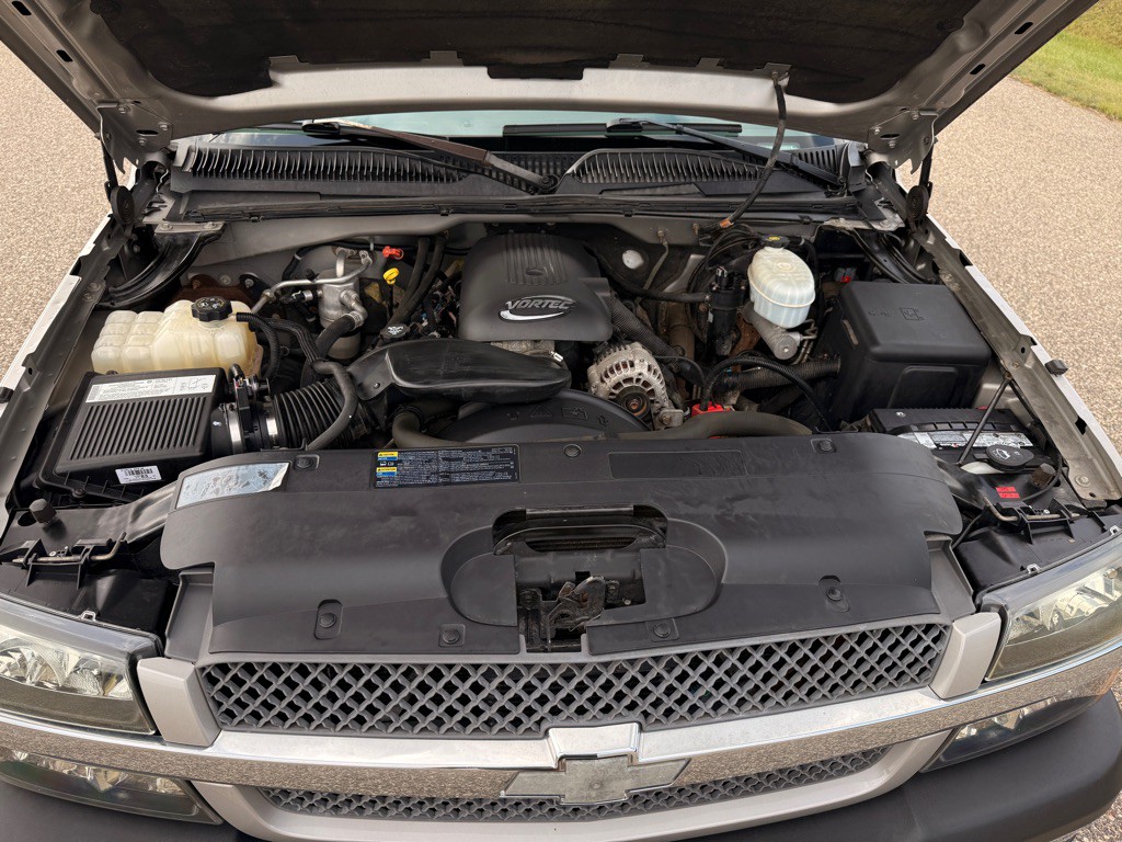 2004 Chevrolet Silverado 1500 Image 24