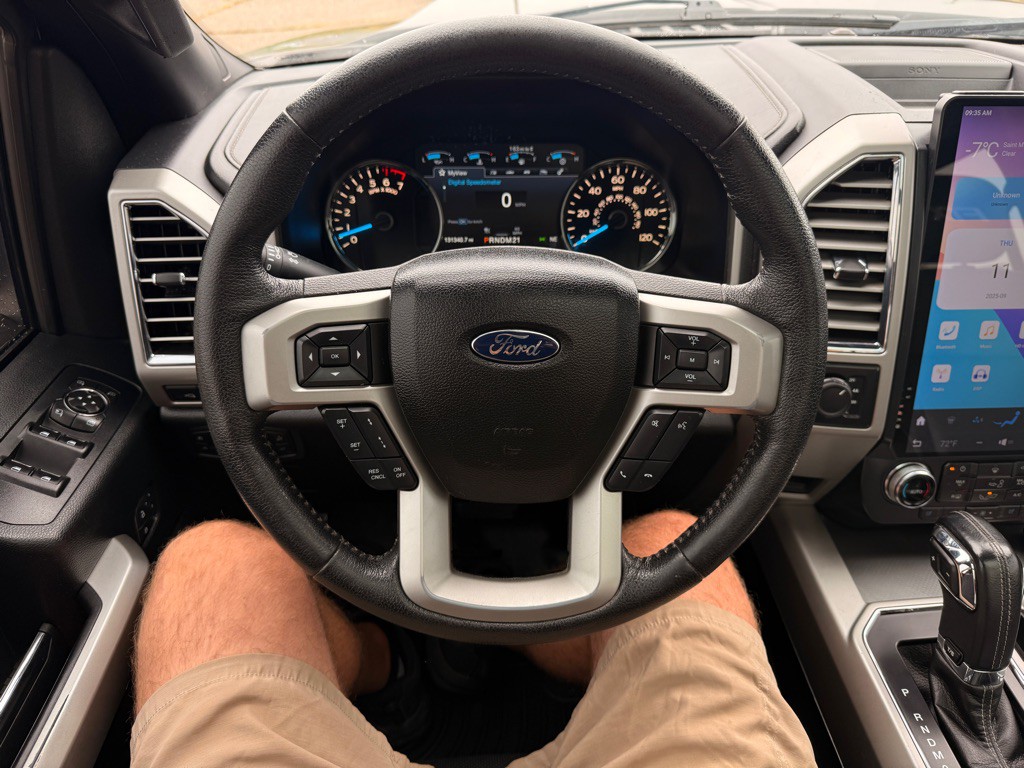 2015 Ford F-150 Image 24