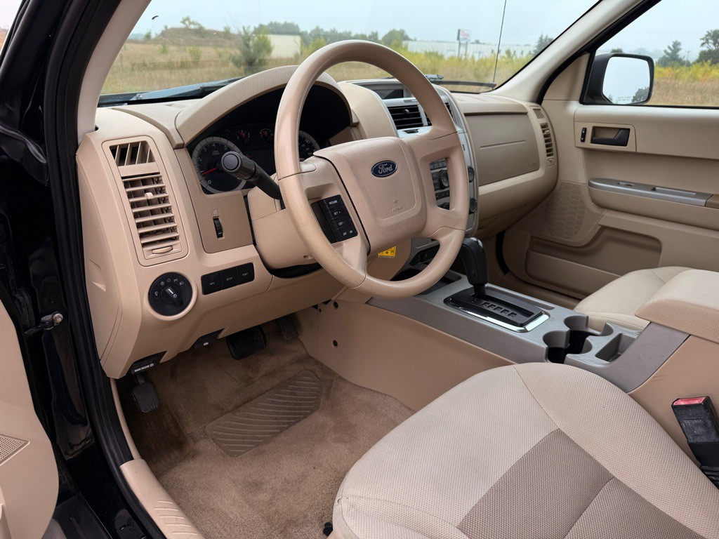 2008 Ford Escape Image 9