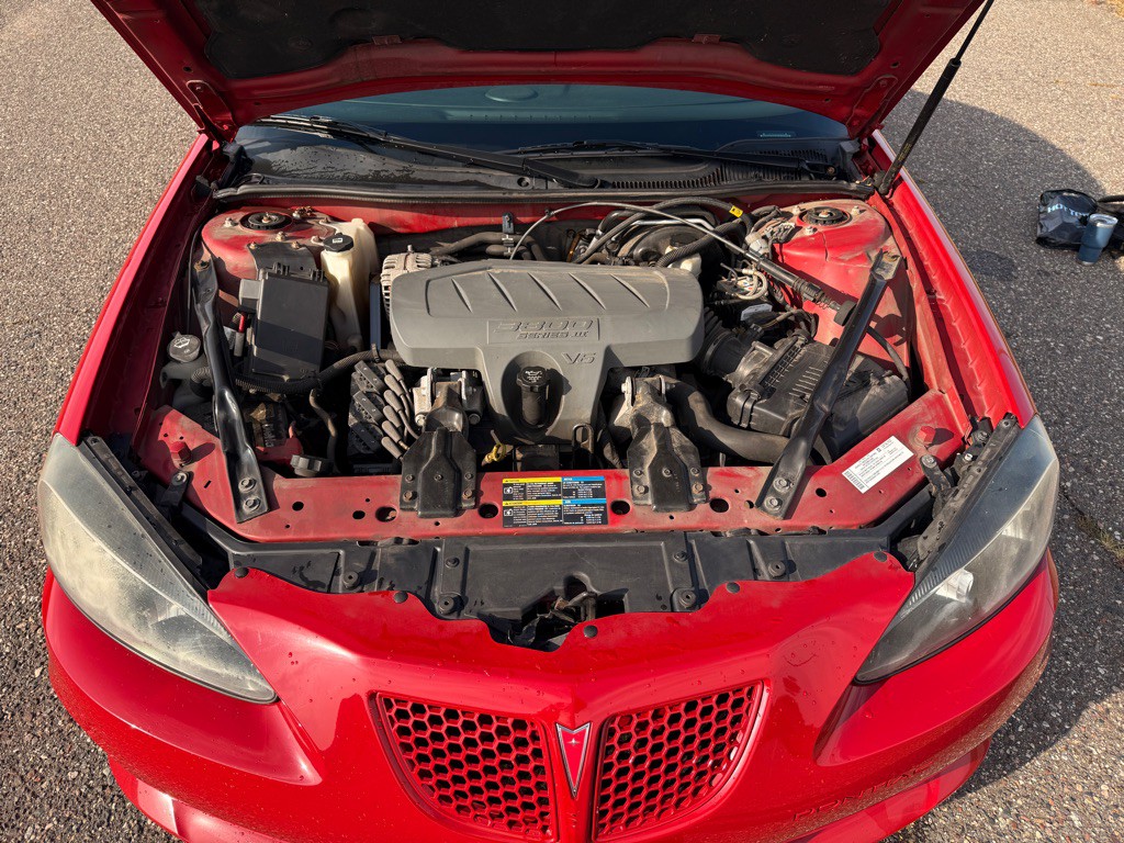 2008 Pontiac Grand Prix Image 27