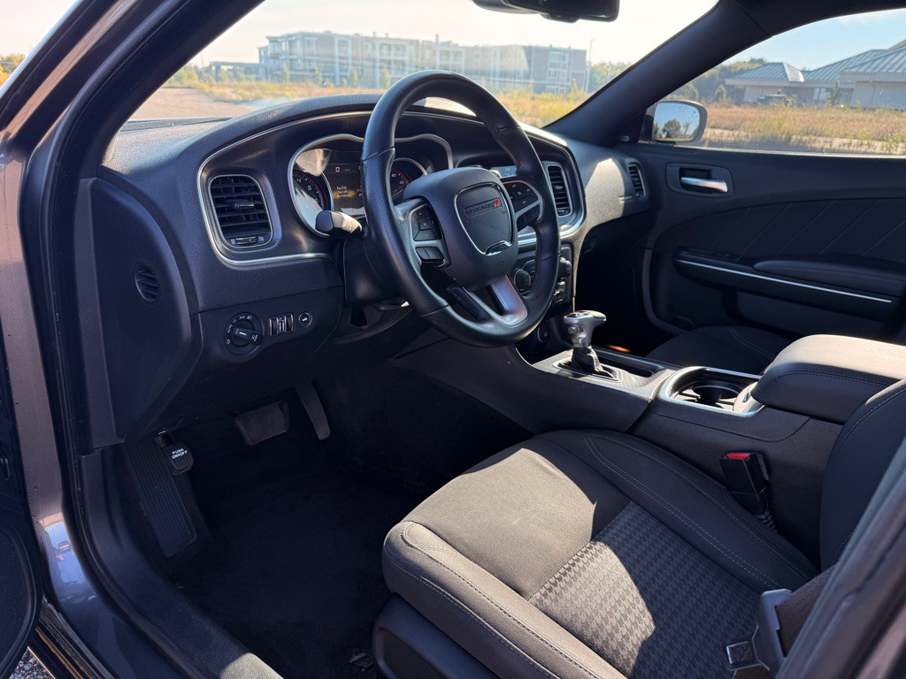 2018 Dodge Charger Image 9