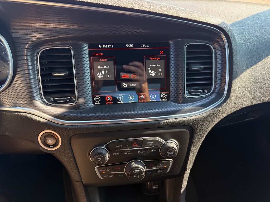 2018 Dodge Charger Image 21
