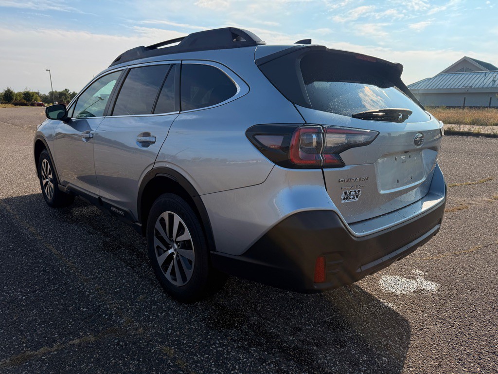 2022 Subaru Outback Image 7