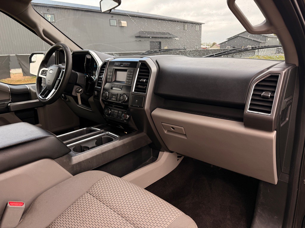 2016 Ford F-150 Image 17