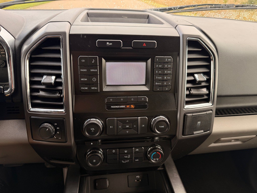 2016 Ford F-150 Image 22