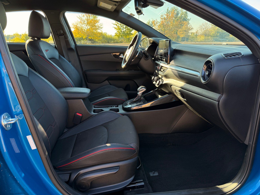 2023 Kia Forte Image 15
