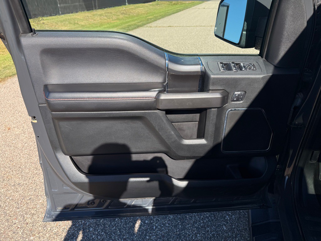 2016 Ford F-150 Image 12