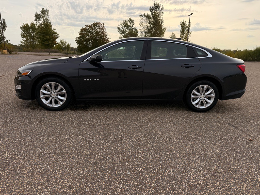 2023 Chevrolet Malibu Image 8