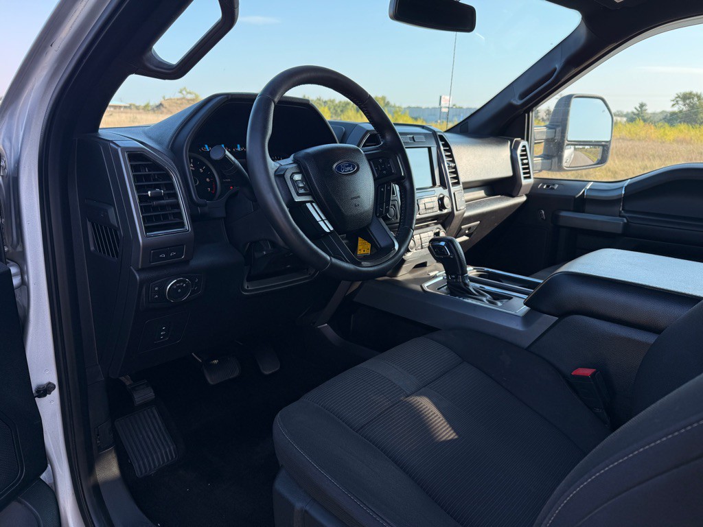 2017 Ford F-150 Image 9