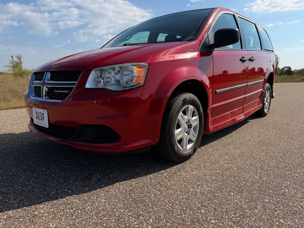 2012 Dodge Grand Caravan Image 2