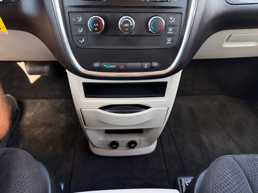 2012 Dodge Grand Caravan Image 23