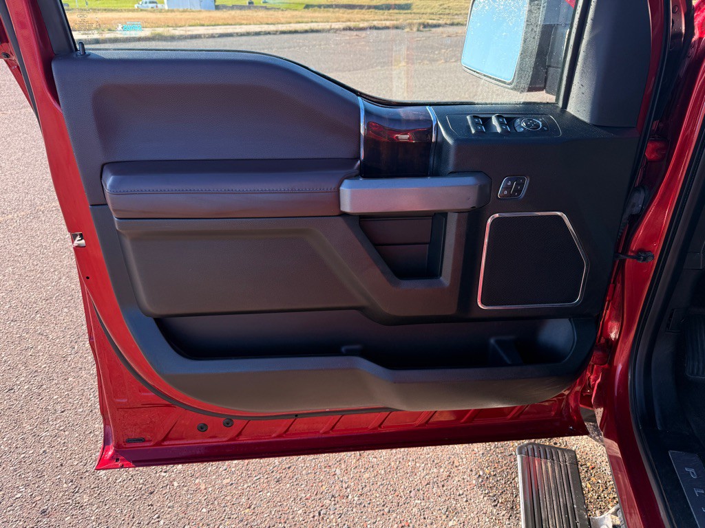 2016 Ford F-150 Image 12