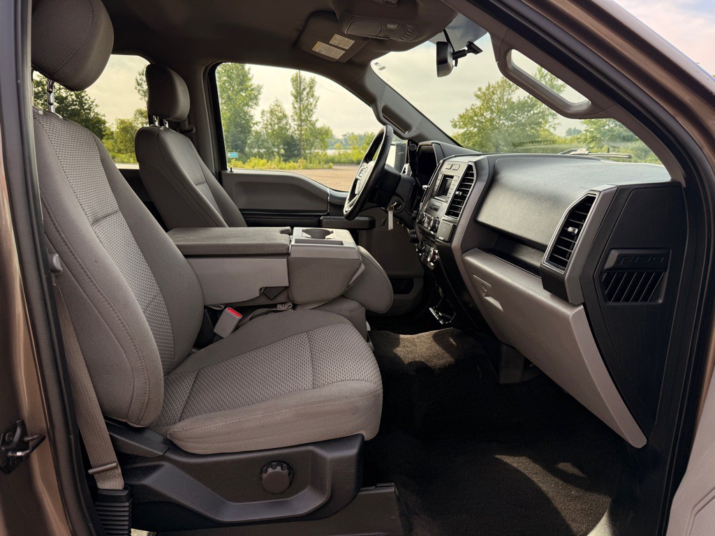 2017 Ford F-150 Image 16