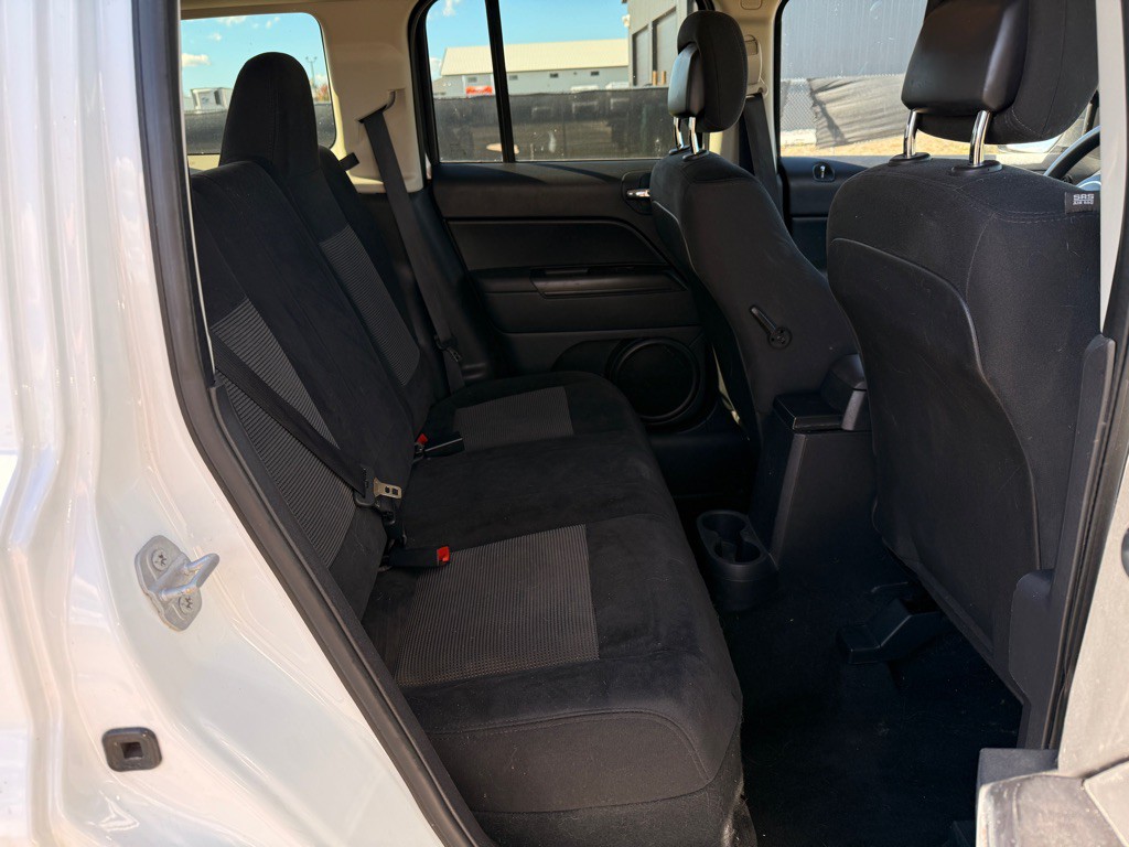 2015 Jeep Patriot Image 14