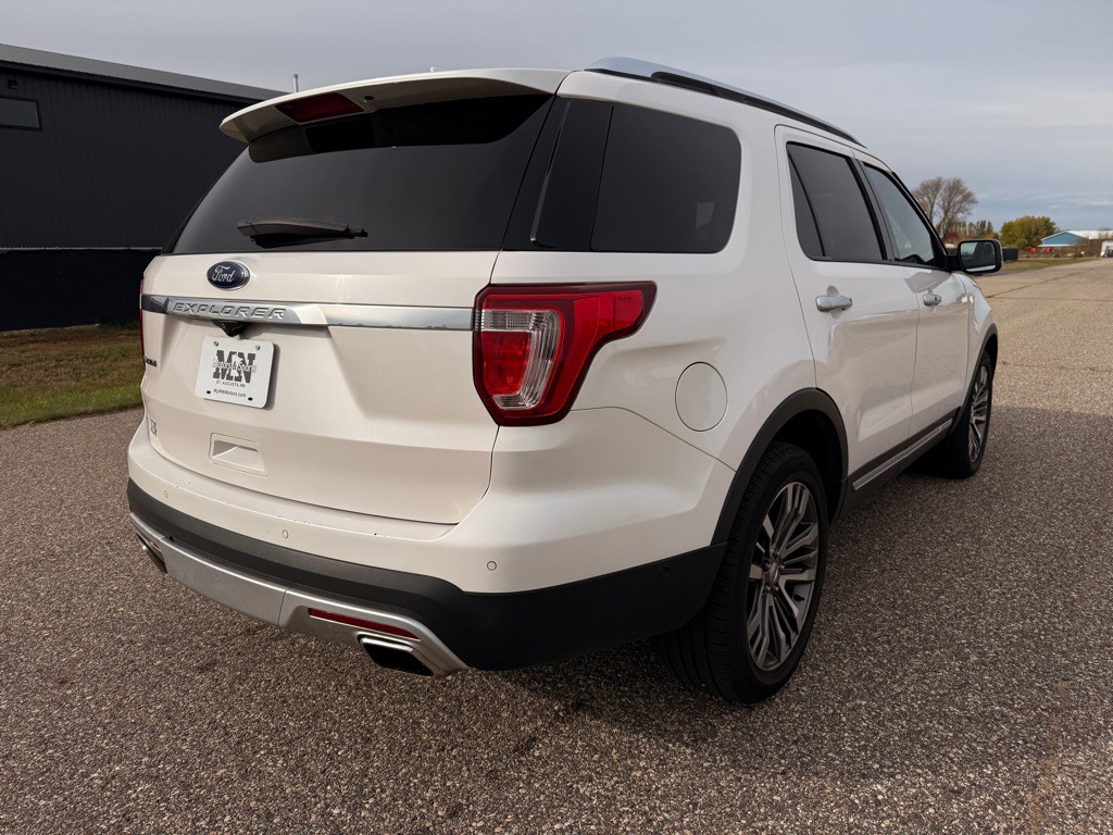 2017 Ford Explorer Image 5