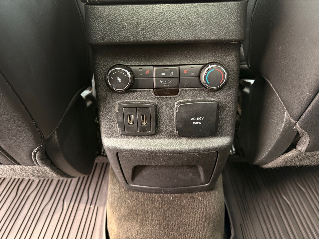 2017 Ford Explorer Image 14