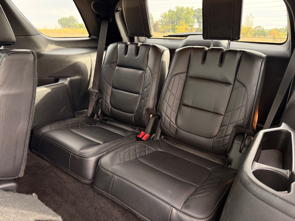 2017 Ford Explorer Image 15