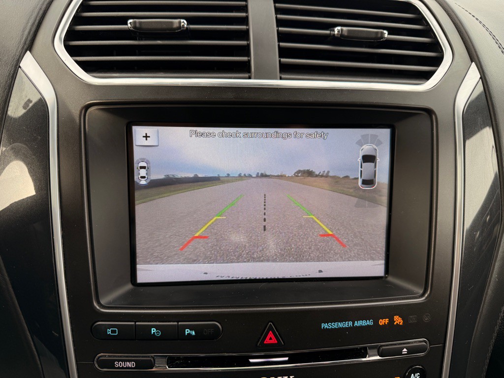 2017 Ford Explorer Image 27