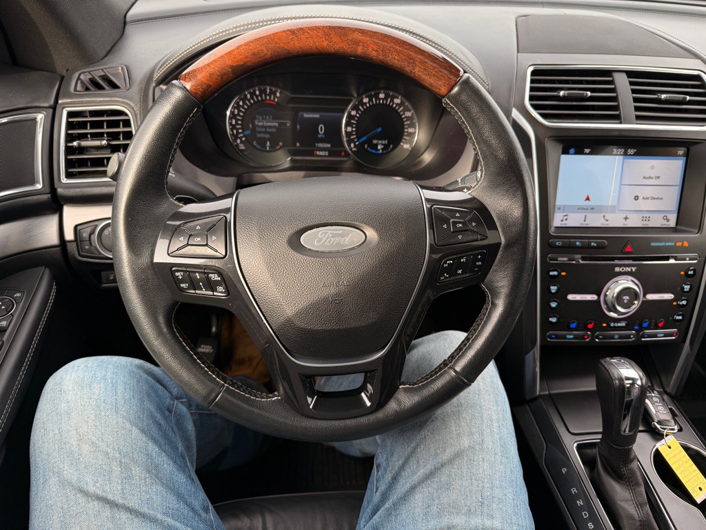 2017 Ford Explorer Image 28