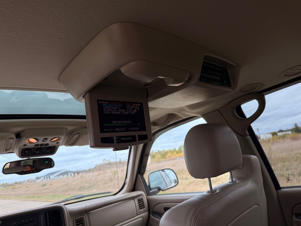 2005 Chevrolet Tahoe Image 15