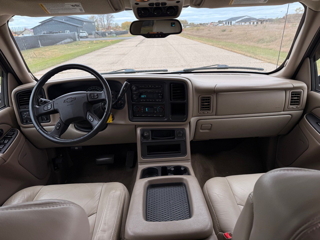 2005 Chevrolet Tahoe Image 22