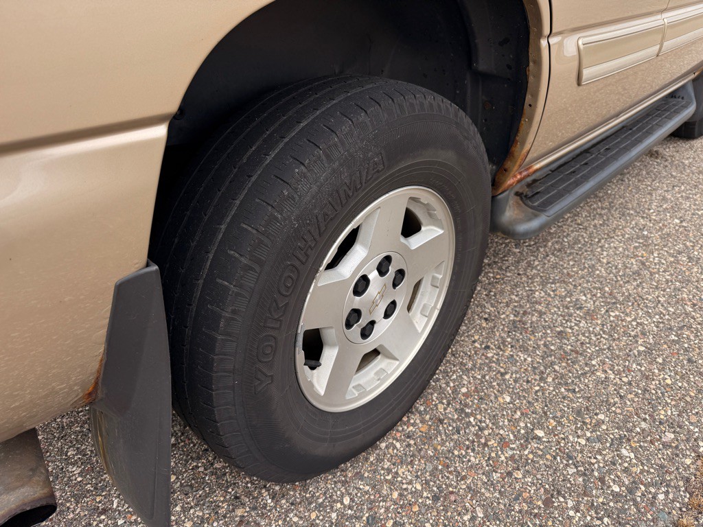 2005 Chevrolet Tahoe Image 29