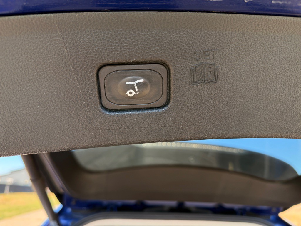 2015 Ford Edge Image 16