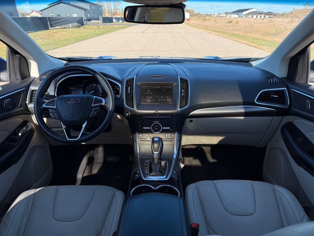 2015 Ford Edge Image 22