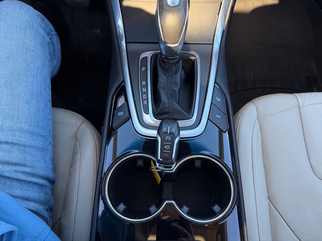 2015 Ford Edge Image 23