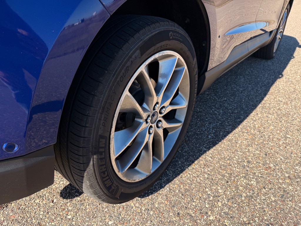 2015 Ford Edge Image 33