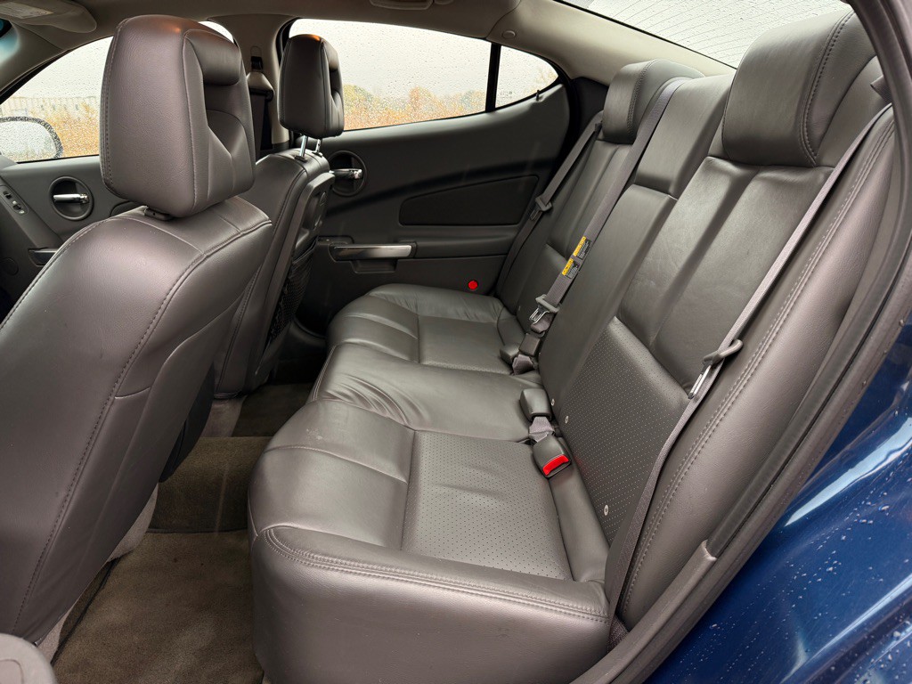2004 Pontiac Grand Prix Image 13
