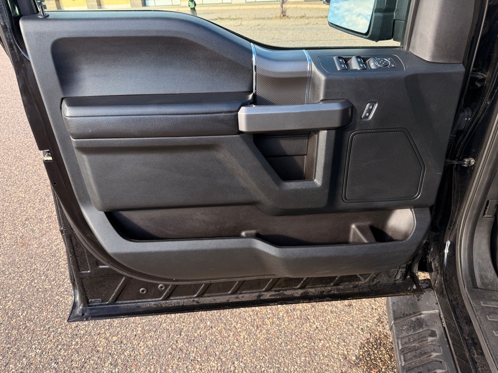 2017 Ford F-150 Image 12