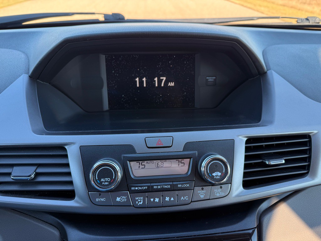 2015 Honda Odyssey Image 26