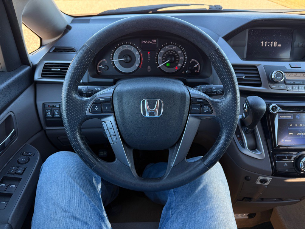 2015 Honda Odyssey Image 29