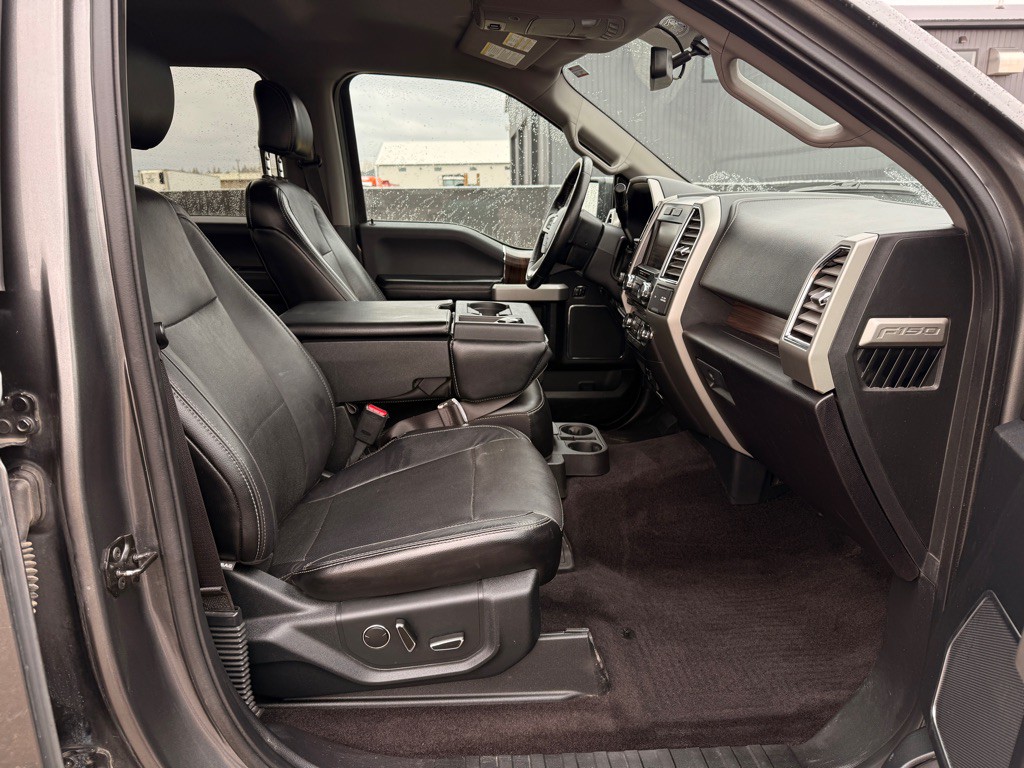 2015 Ford F-150 Image 17