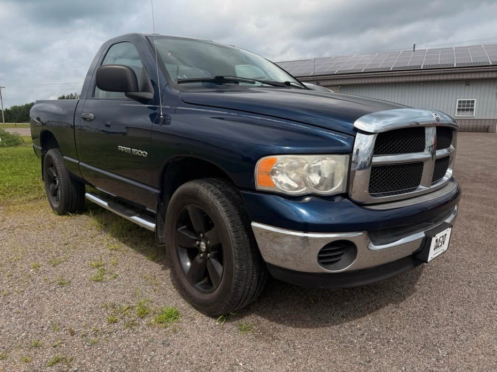2004 Dodge Ram 1500 Image 2