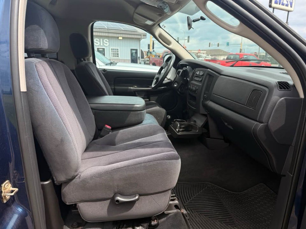 2004 Dodge Ram 1500 Image 8