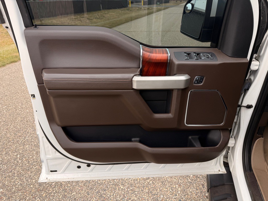 2016 Ford F-150 Image 11